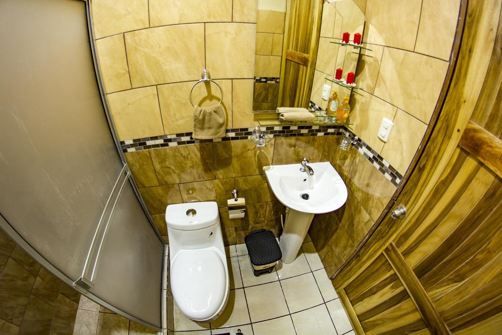 Apartamentos Valle Del Volcan La Fortuna Eksteriør bilde
